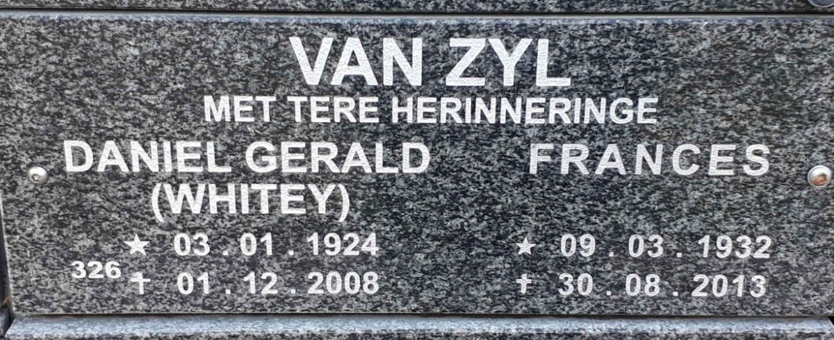 ZYL Daniel Gerald, van 1924-2008 &amp; Frances 1932-2013
