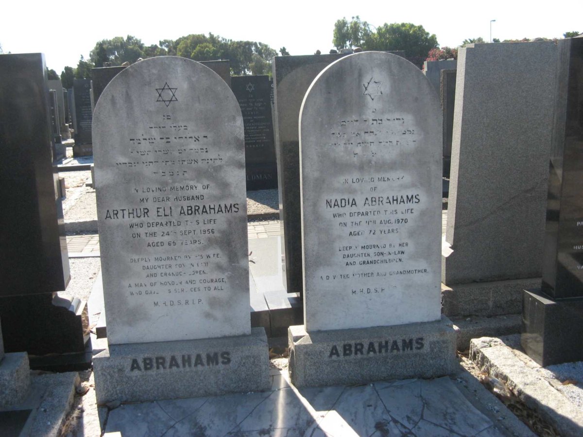 ABRAHAMS Arthur Eli -1956 &amp; Nadia -1970