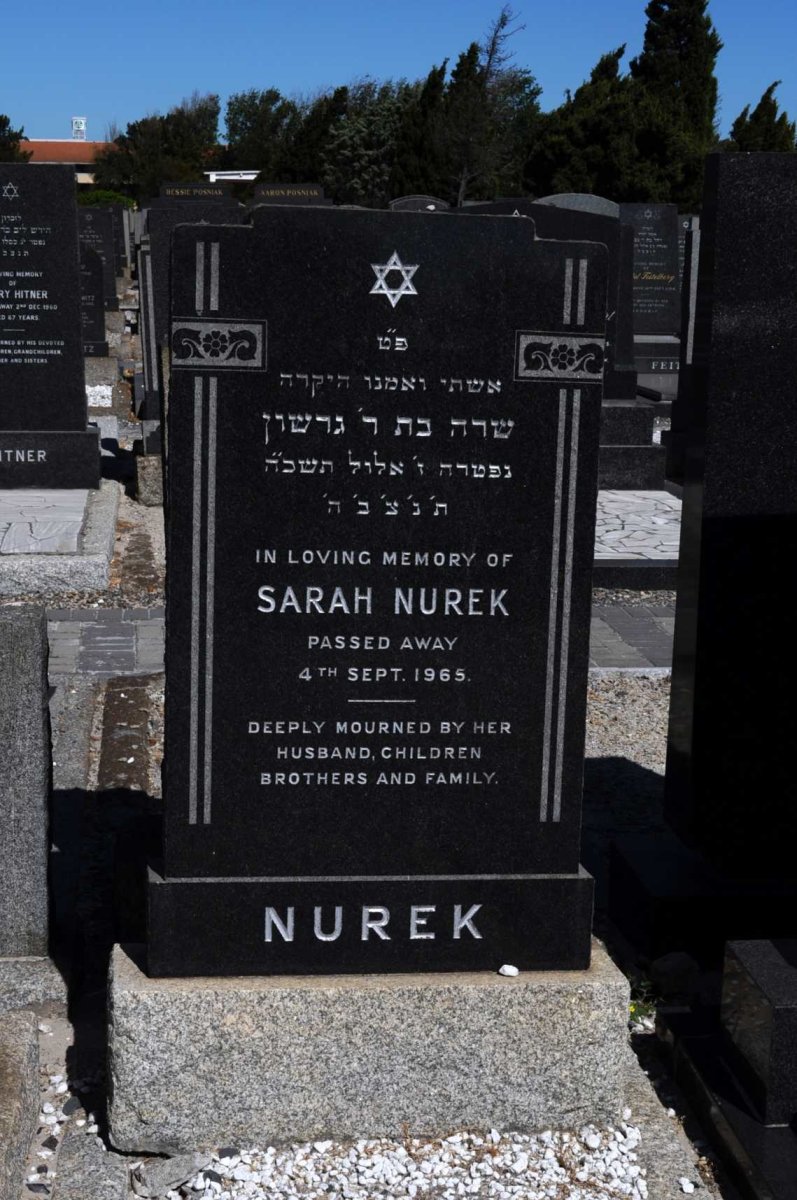 NUREK Sarah -1965