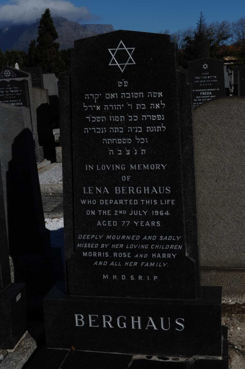 BERGHAUS Lena -1964