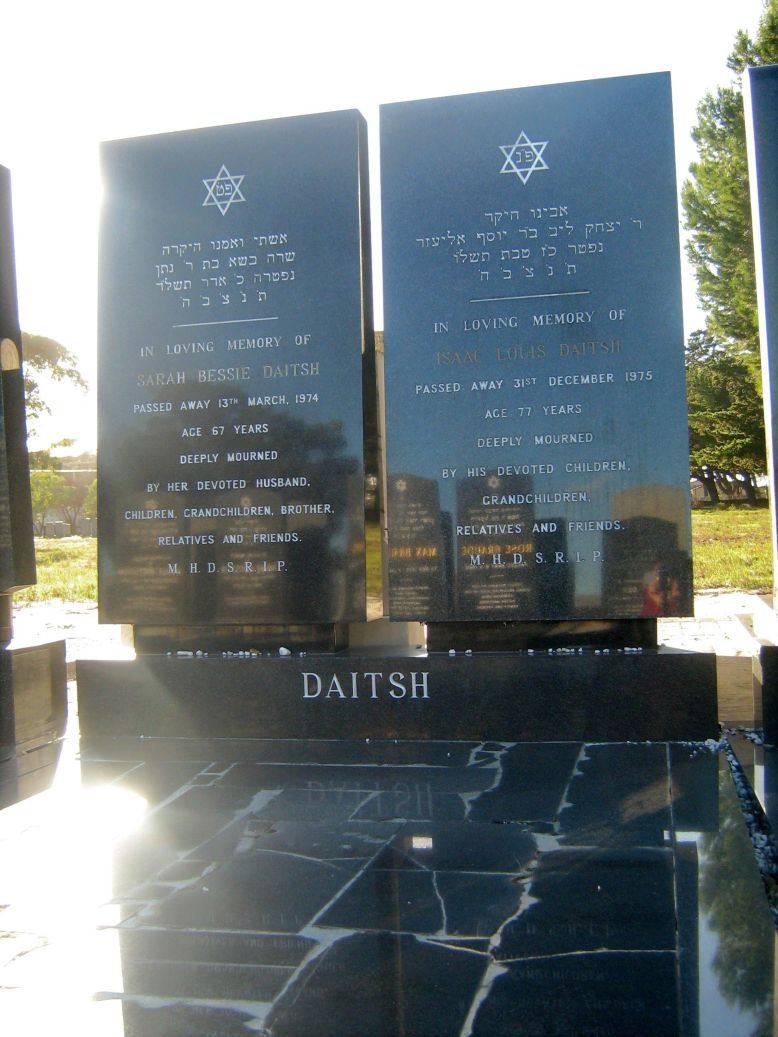 DAITSH Isaac Louis -1975 &amp; Sarah Bessie -1974