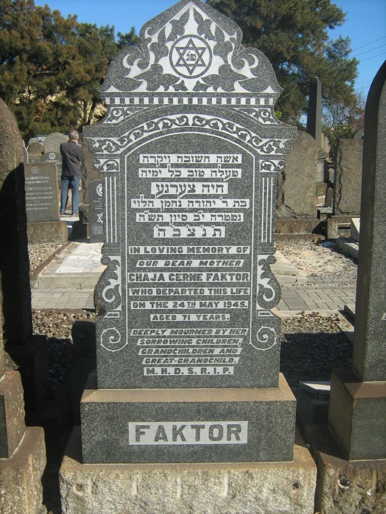 FAKTOR Chaja Cerne -1945