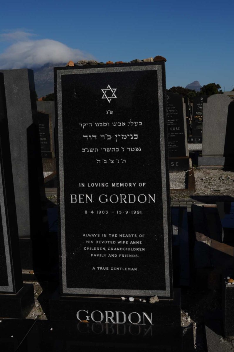GORDON Ben 1903-1991