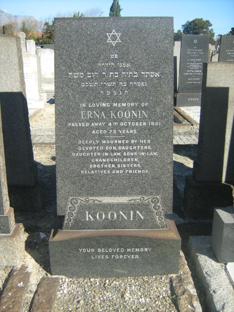 KOONIN Erna -1961