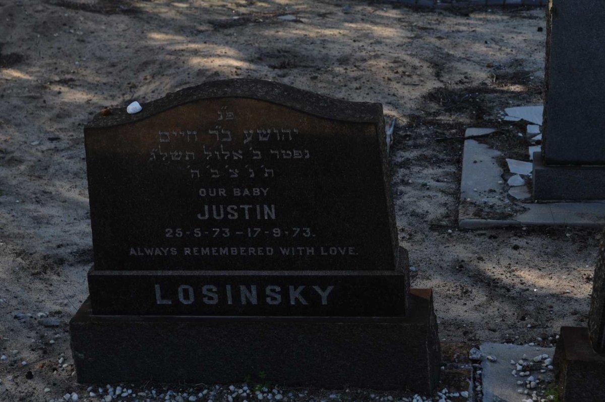 LOSINSKY Justin 1973-1973