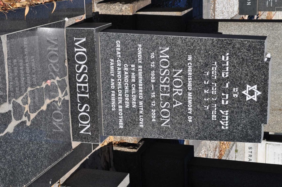 MOSSELSON Nora 1908-2004
