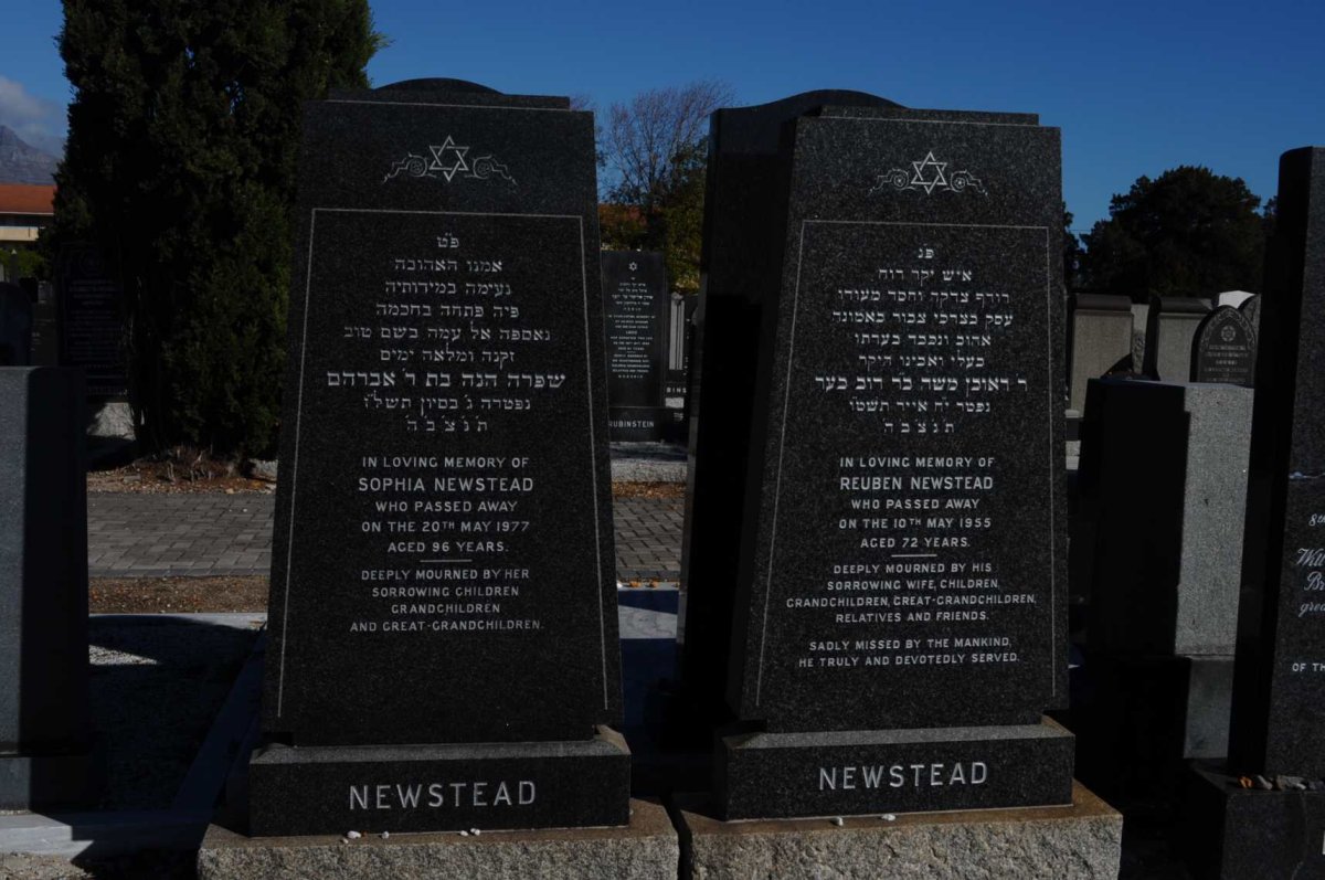 NEWSTEAD Reuben -1955 &amp; Sophia -1977