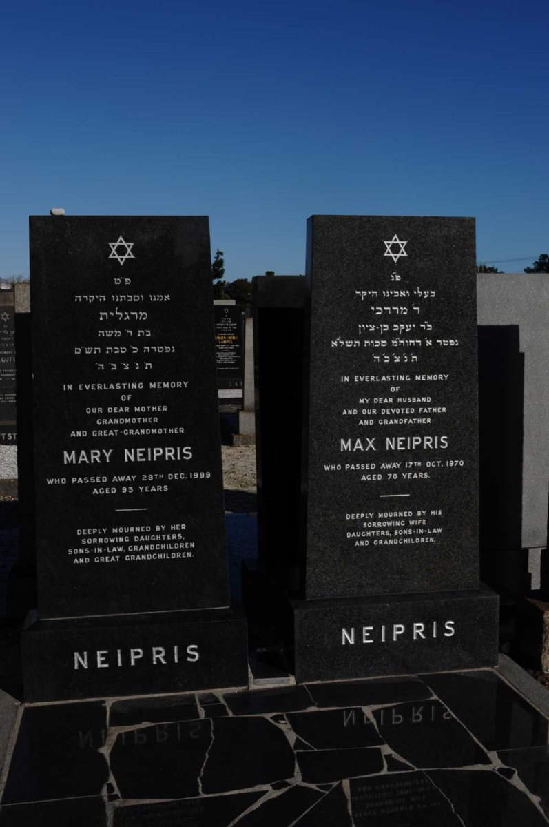 NEIPRIS Max -1970 &amp; Mary -1999