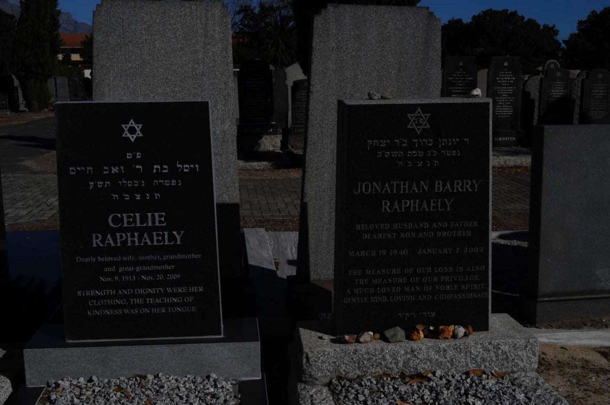 RAPHAELY Jonathan Barry 1940-2002 :: RAPHAELY Celie 1913-2009