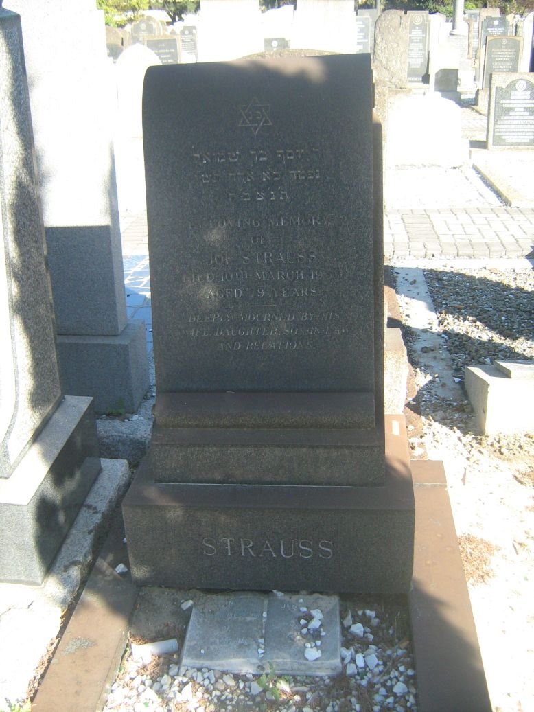 STRAUSS Joe -19??