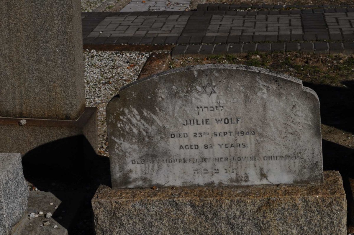 WOLF Julie -1949
