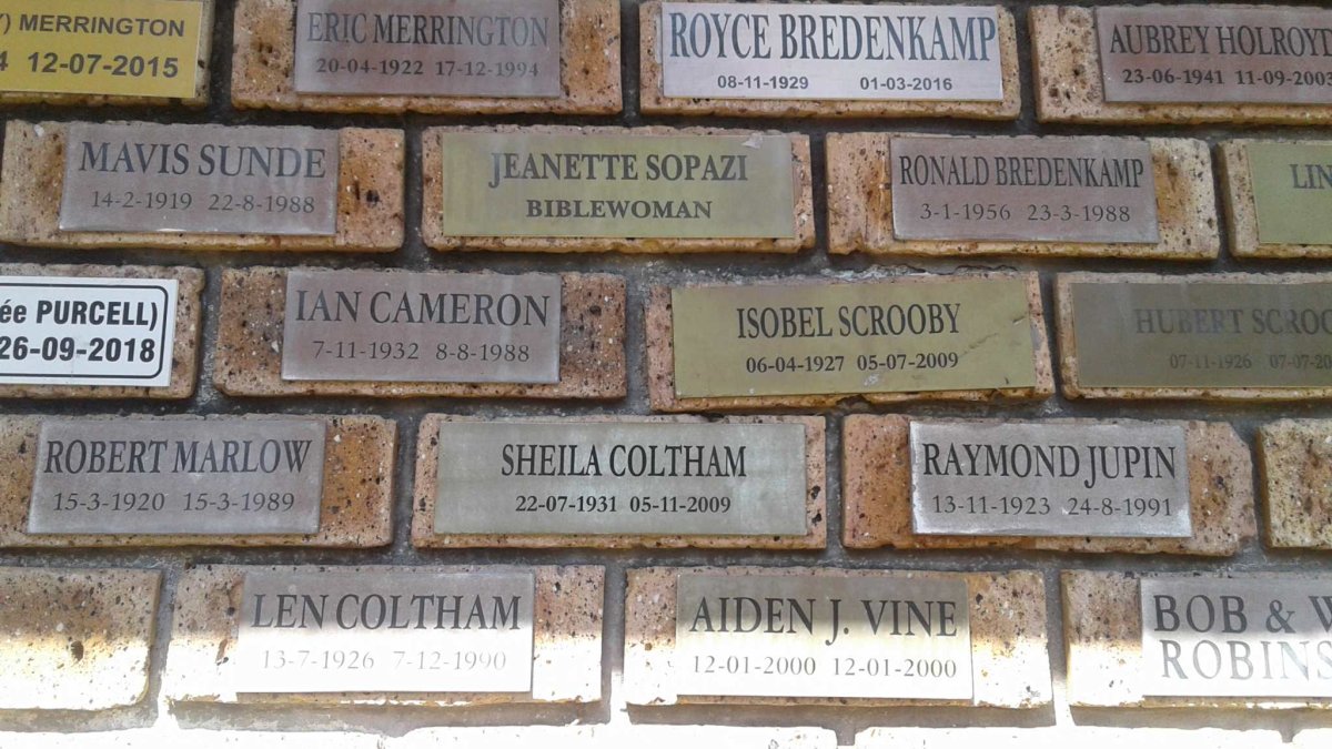 MERRINGTON :: BREDENKAMP :: SUNDE :: SOPAZIE :: CAMERON :: JUPIN :: MARLOW :: COLTHAM :: VINE