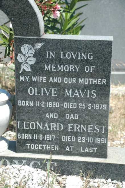 ?OYCE Leonard Ernest 1917-1991 &amp; Olive Mavis 1920-1979