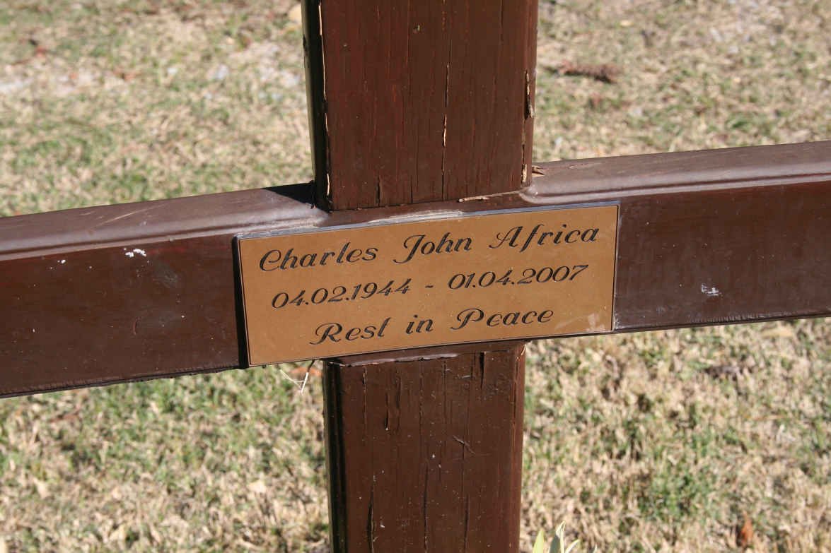 AFRICA Charles John 1944-2007