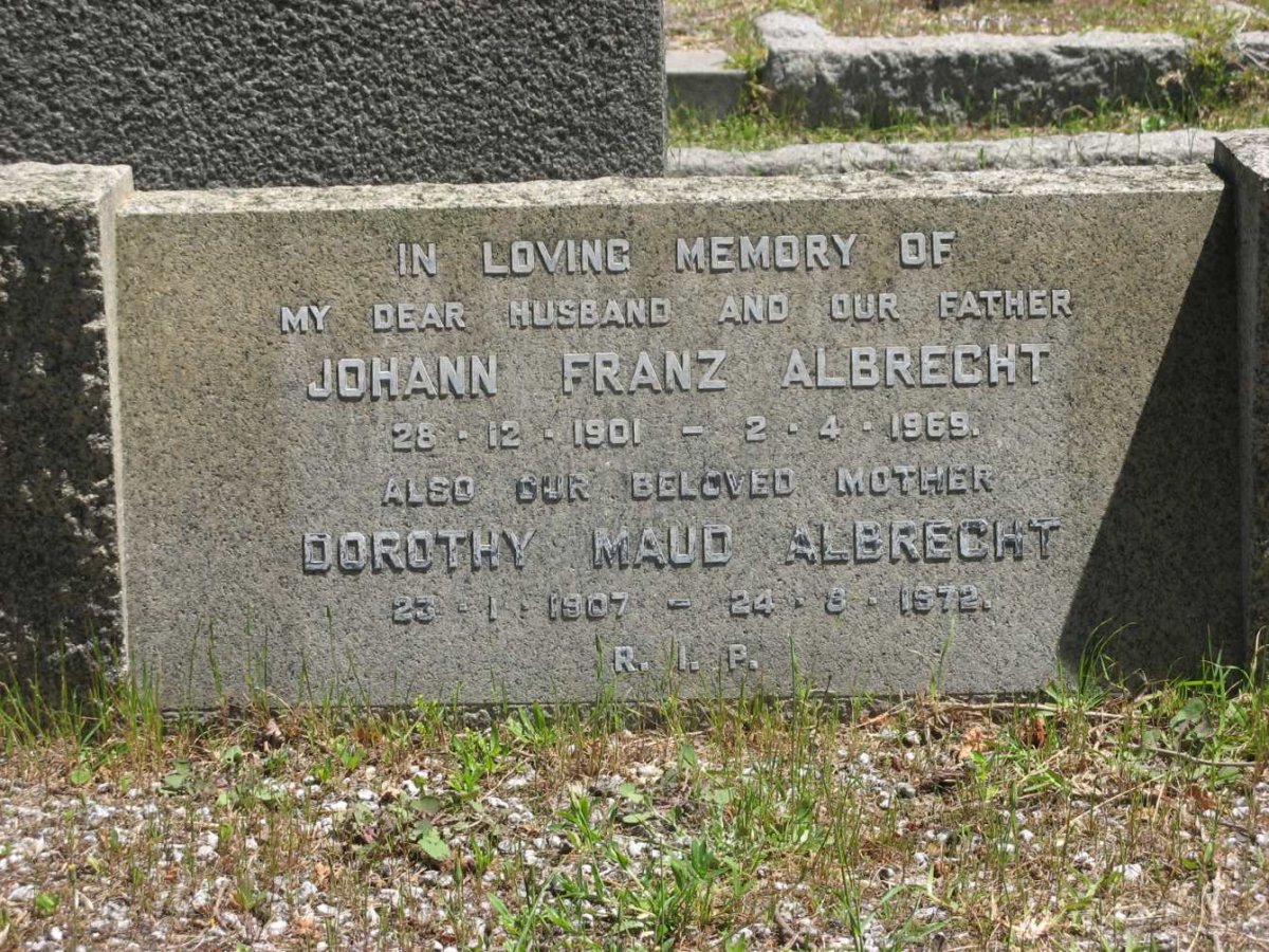 ALBRECHT Johann Franz 1901-1969 &amp; Dorothy Maud 1907-1972