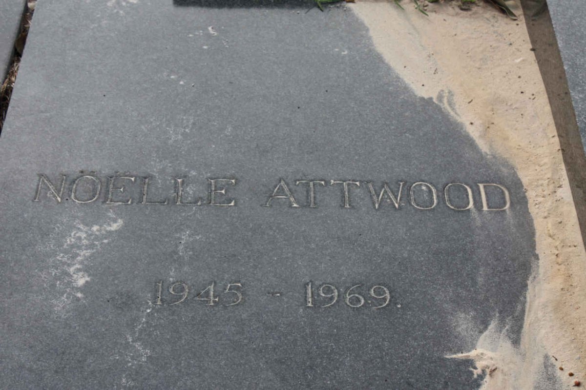 ATTWOOD Noelle 1945-1969