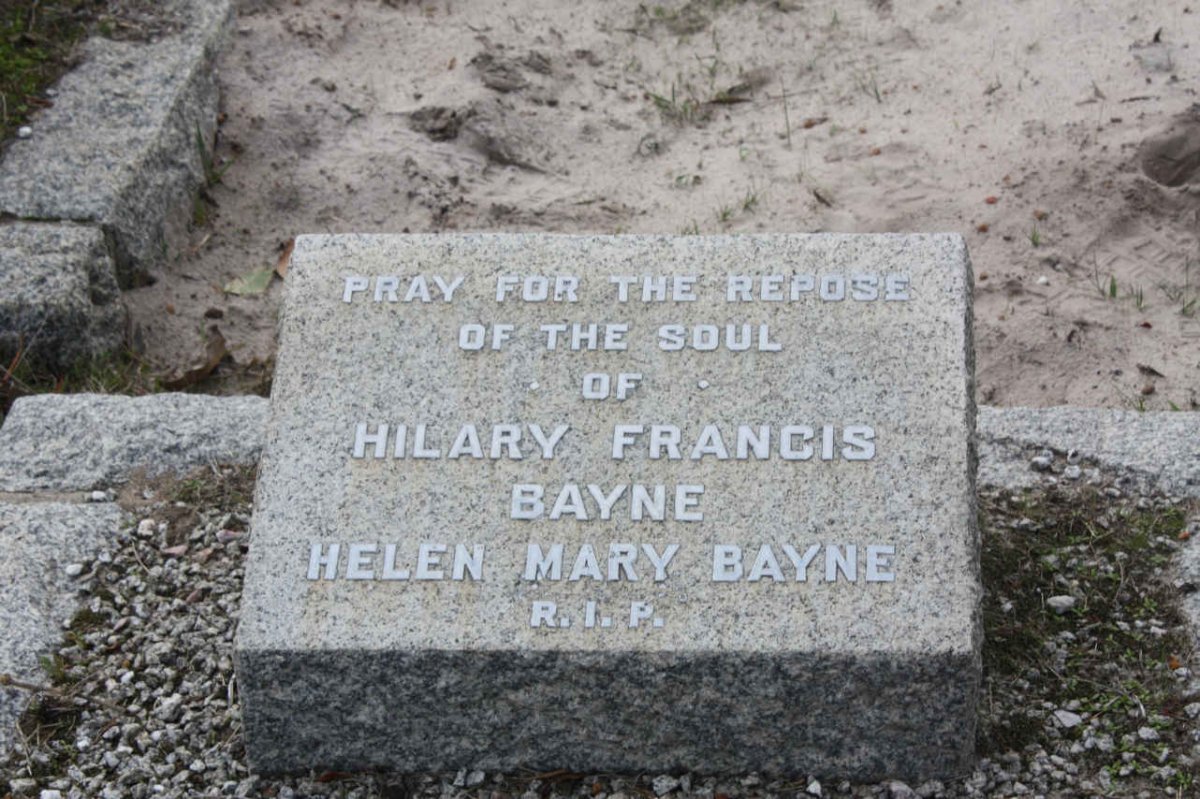 BAYNE Hilary Francis :: BAYNE Helen Mary