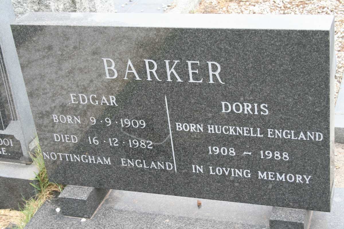 BARKER Edgar 1909-1982 &amp; Doris 1908-1988
