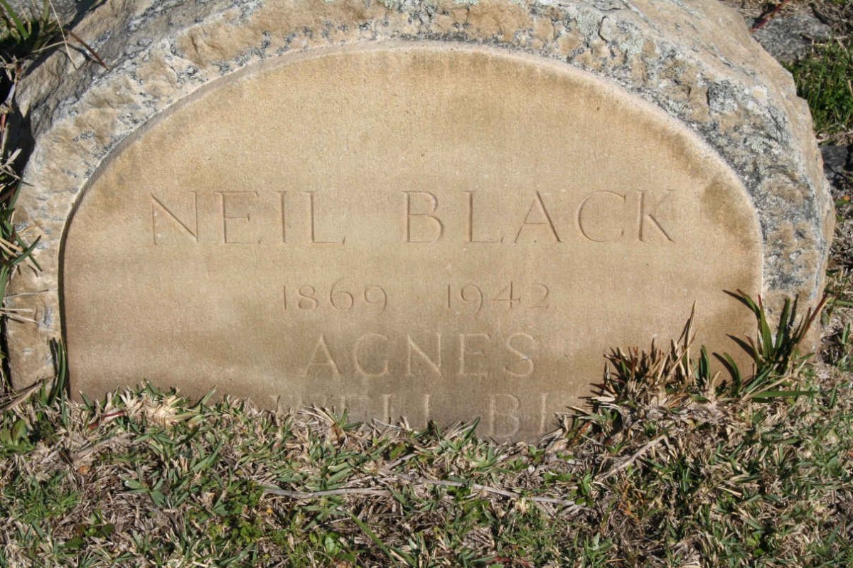 BLACK Neil 1869-1942 &amp; Agnes ?