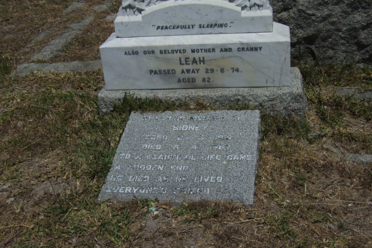 BOSWELL Alfred -1955 &amp; Irene -1948 :: BOSWELL Sidney 1919-1987 &amp; Leah -1974