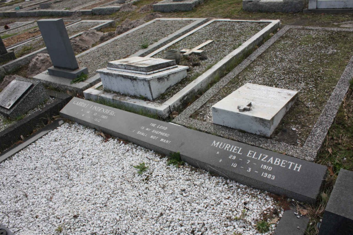 COPPENHAGEN Gabriel Lindenberg, van 1906-1972 &amp; Muriel Elizabeth 1910-1989