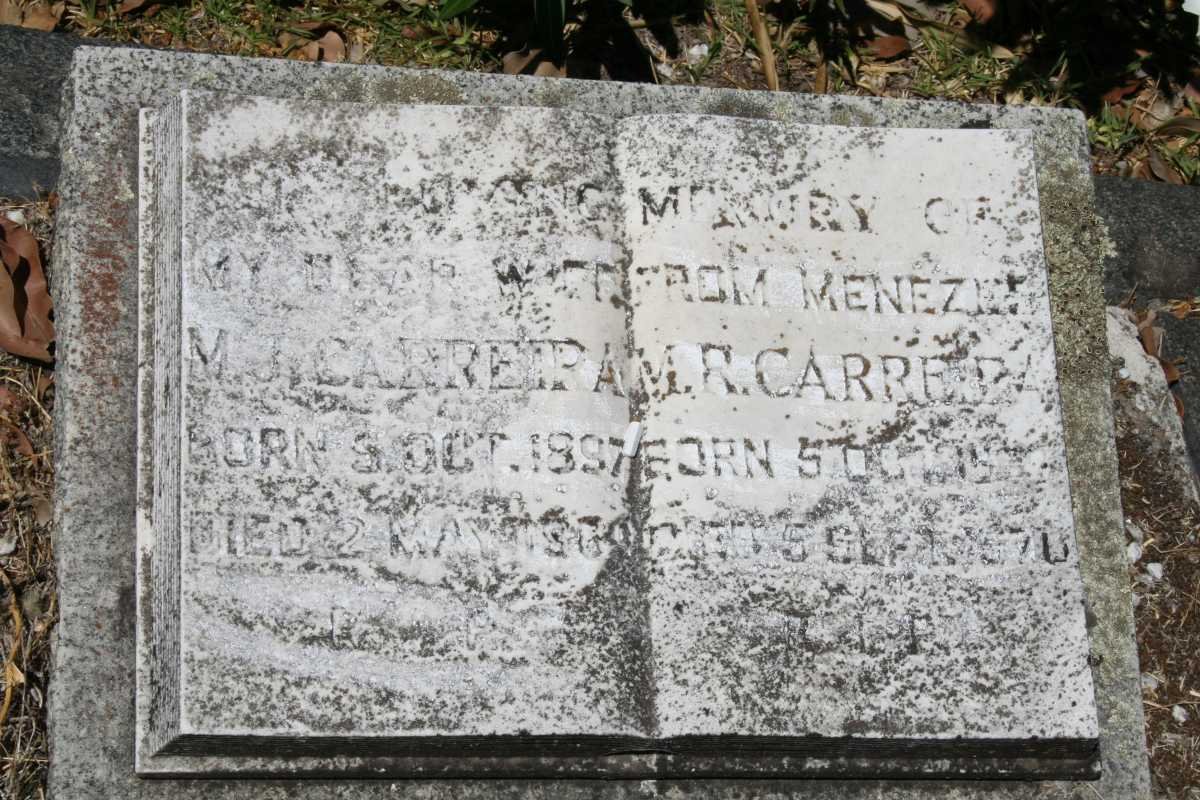 CARREIRA M.J. 1897-1969 :: CARREIRA A.M.R, -1971