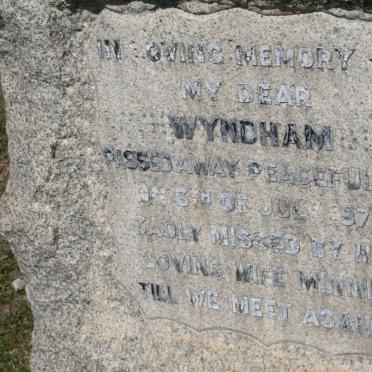 CUNDILL GRAVE