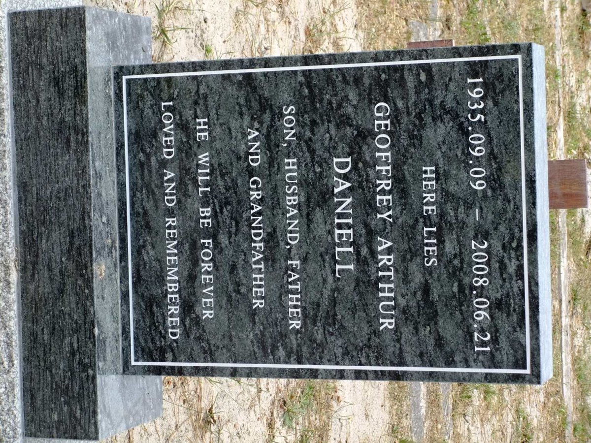DANIELL Geoffrey Arthur 1935-2008