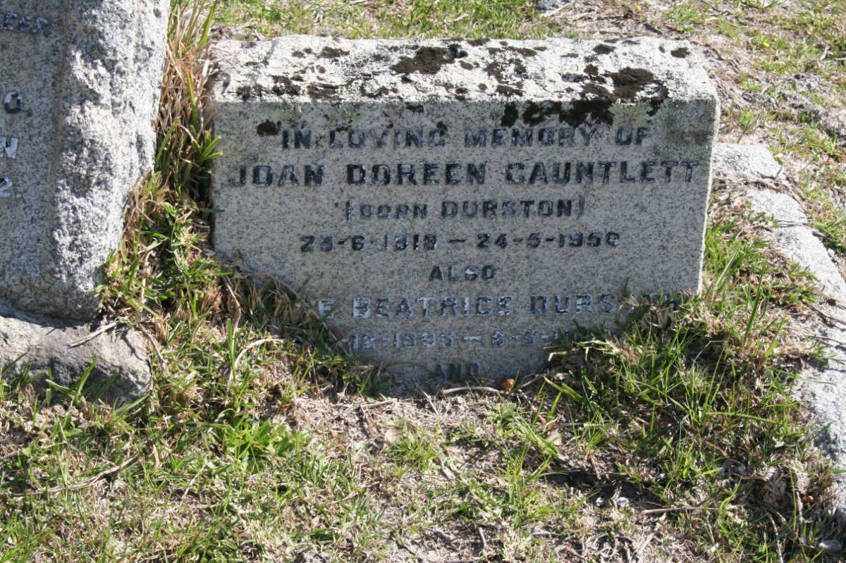GAUNTLETT Joan Doreen nee DURSTON 1918-1950 :: DURSTON ?e Beatrice  1895-? :: ?