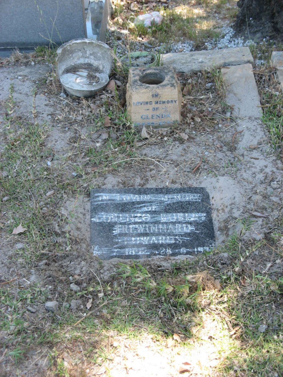 EDWARDS Lorenzo Robert Trewinnard 1892-197? &amp; Glenda