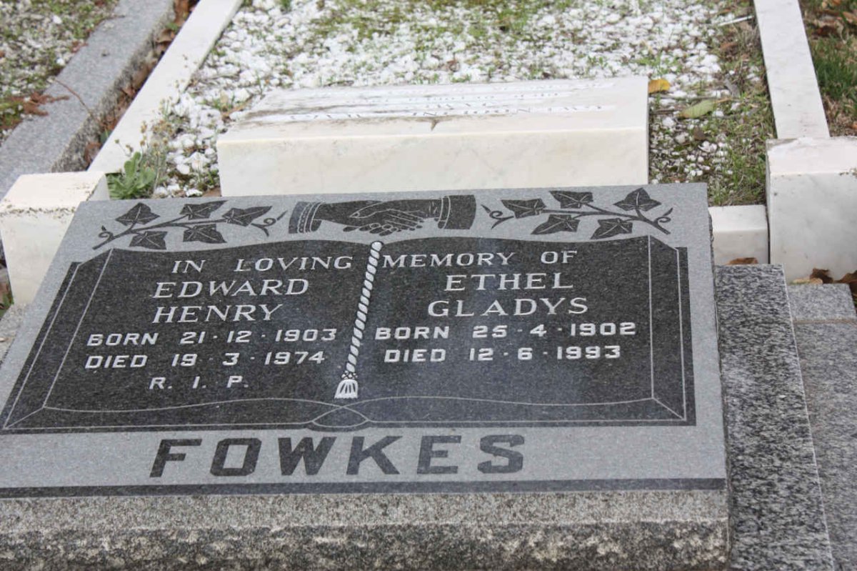 FOWKES Edward Henry 1903-1974 &amp; Ethel Gladys 1902-1993