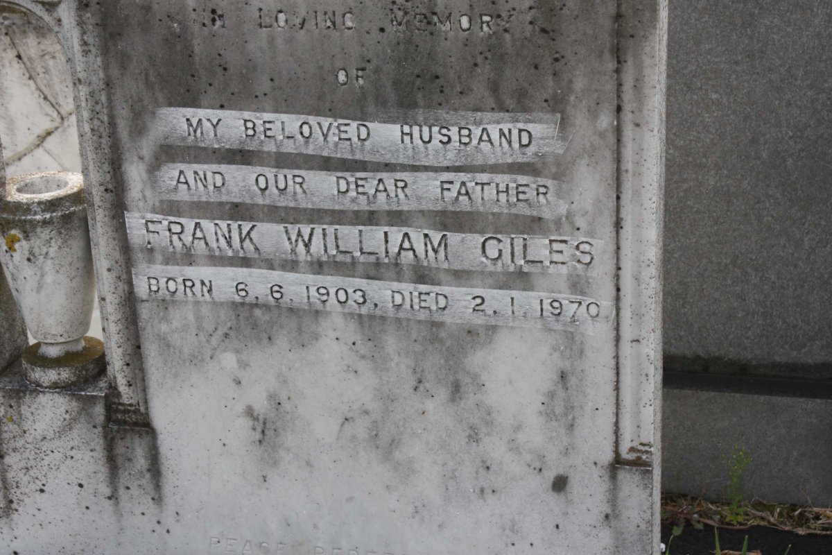 GILES Frank William 1903-1970