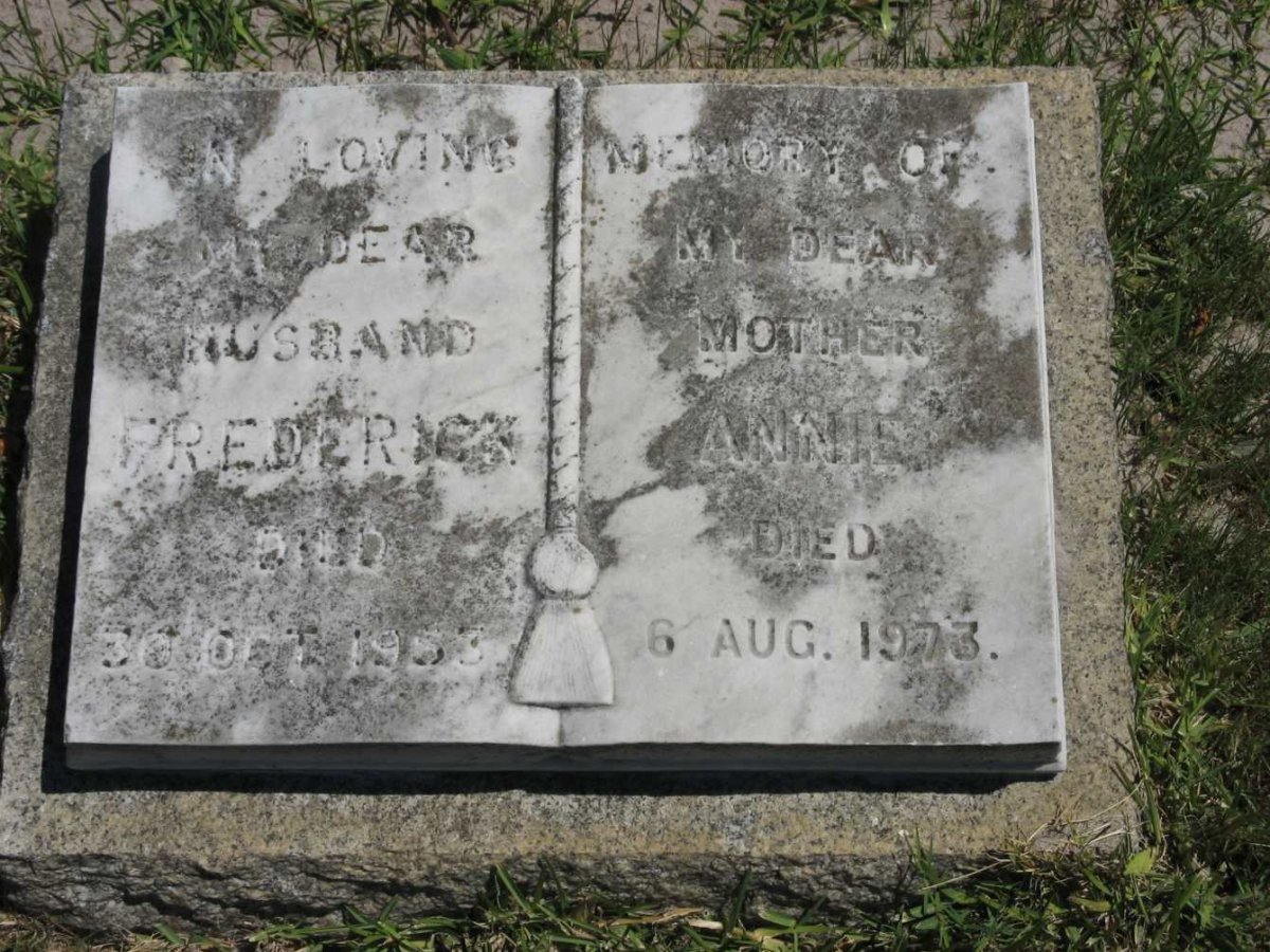HAWLEY Frederick -1953 &amp; Annie -1973
