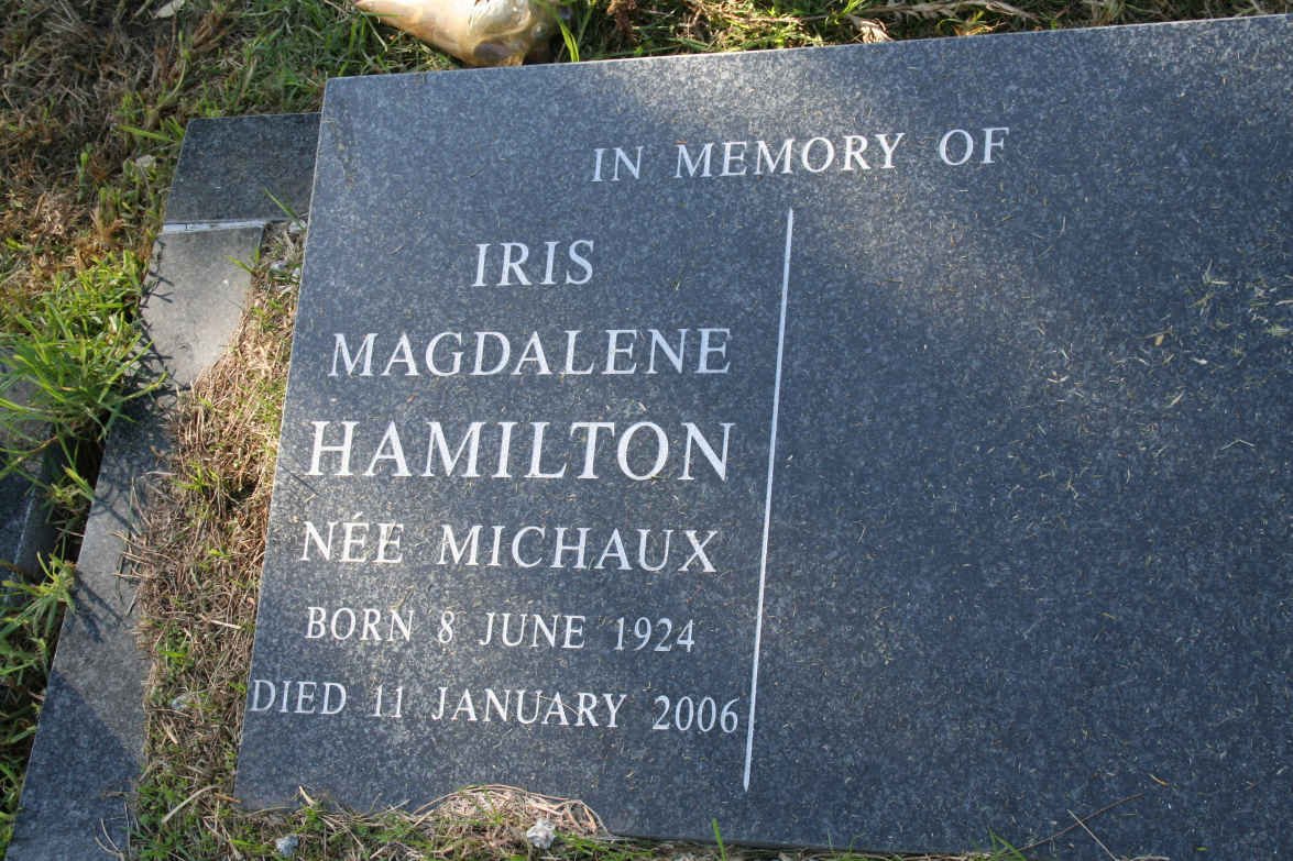 HAMILTON Iris Magdalene nee MICHAUX 1924-2006