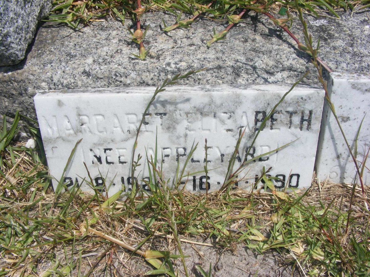 HARPER Margaret Elizabeth nee APPLEYARD 1924-1990
