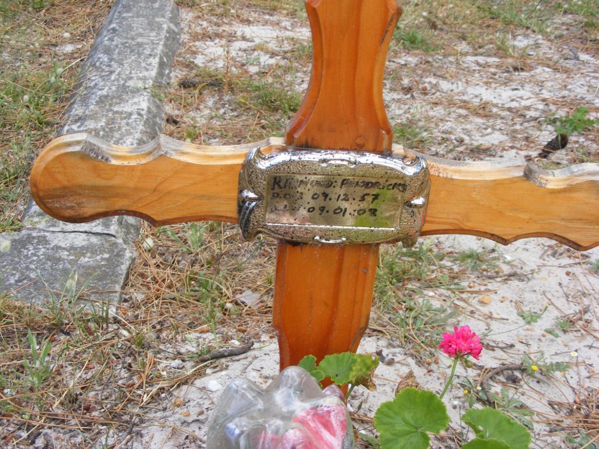 HENDRICKS Raymond 1957-2008