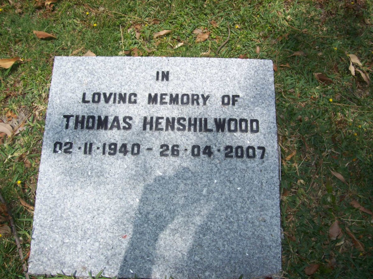 HENSHILWOOD Thomas 1940-2007