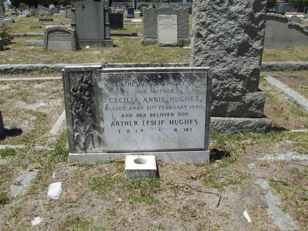 HUGHES Cecilia Annie -1950 :: HUGHES Arthur Leslie -1984