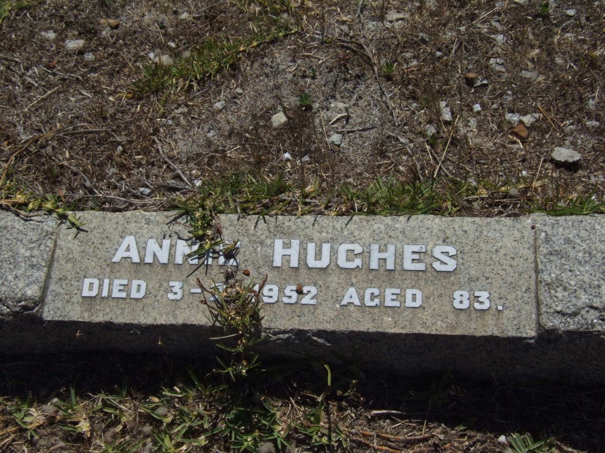 HUGHES Annie -1952