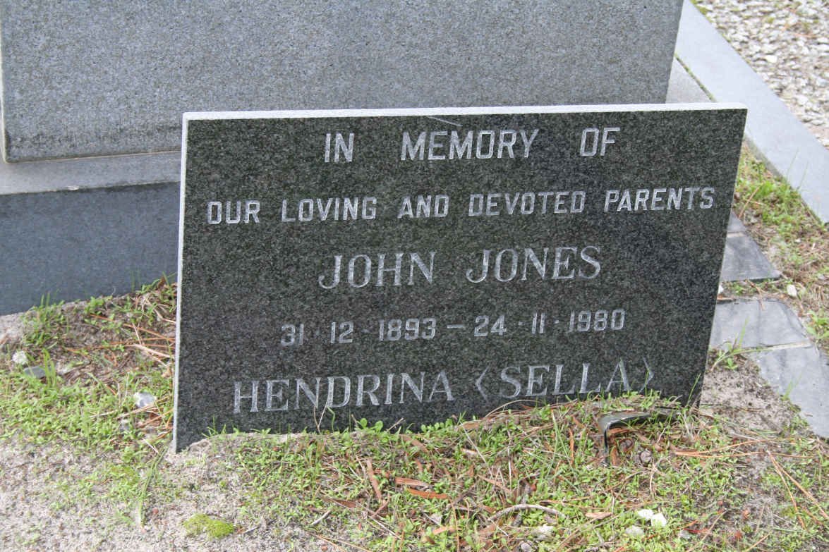 JONES John 1893-1980 &amp; Hendrina ?