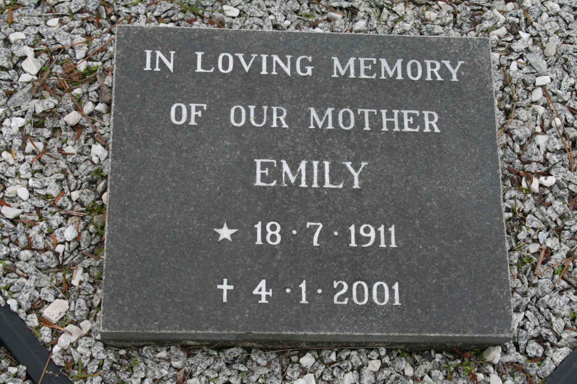 JACKSON Emily 1911-2001