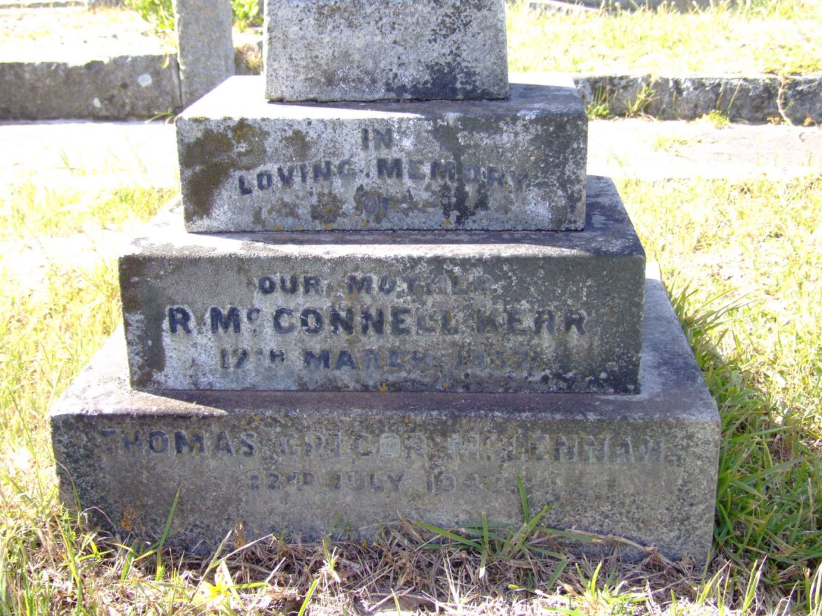 KERR R., MCCONNELL -1937 :: MCLENNAN Thomas Grigor -1942