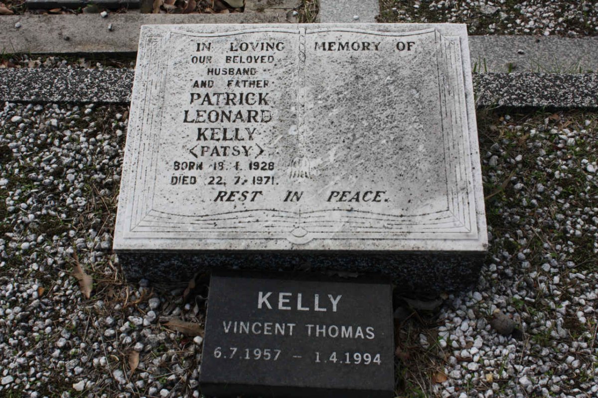 KELLY Patrick Leonard 1928-1971 :: KELLY Vincent Thomas 1957-1994