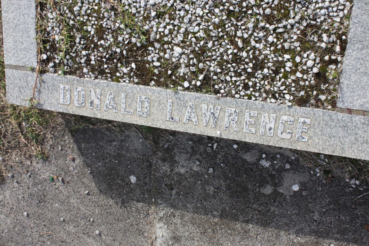 LAWRENCE Donald
