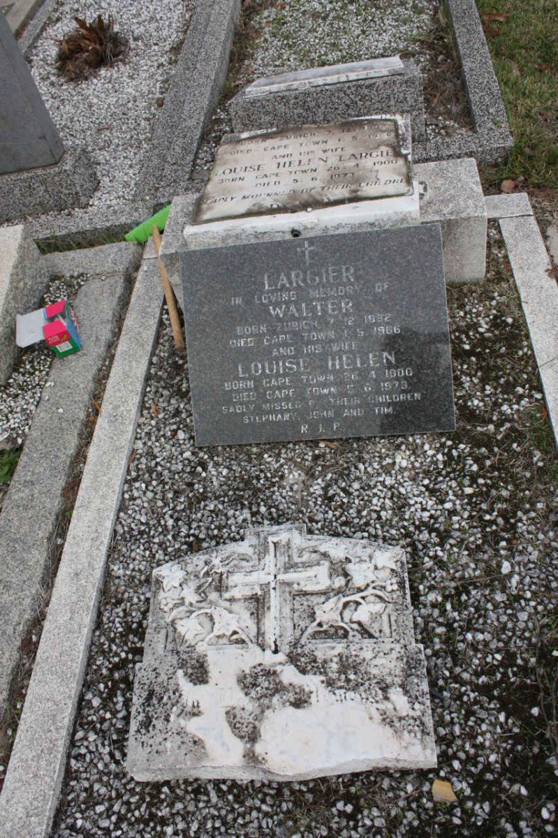 LARGIER Walter 1892-1966 &amp; Louise Helen 1900-1973