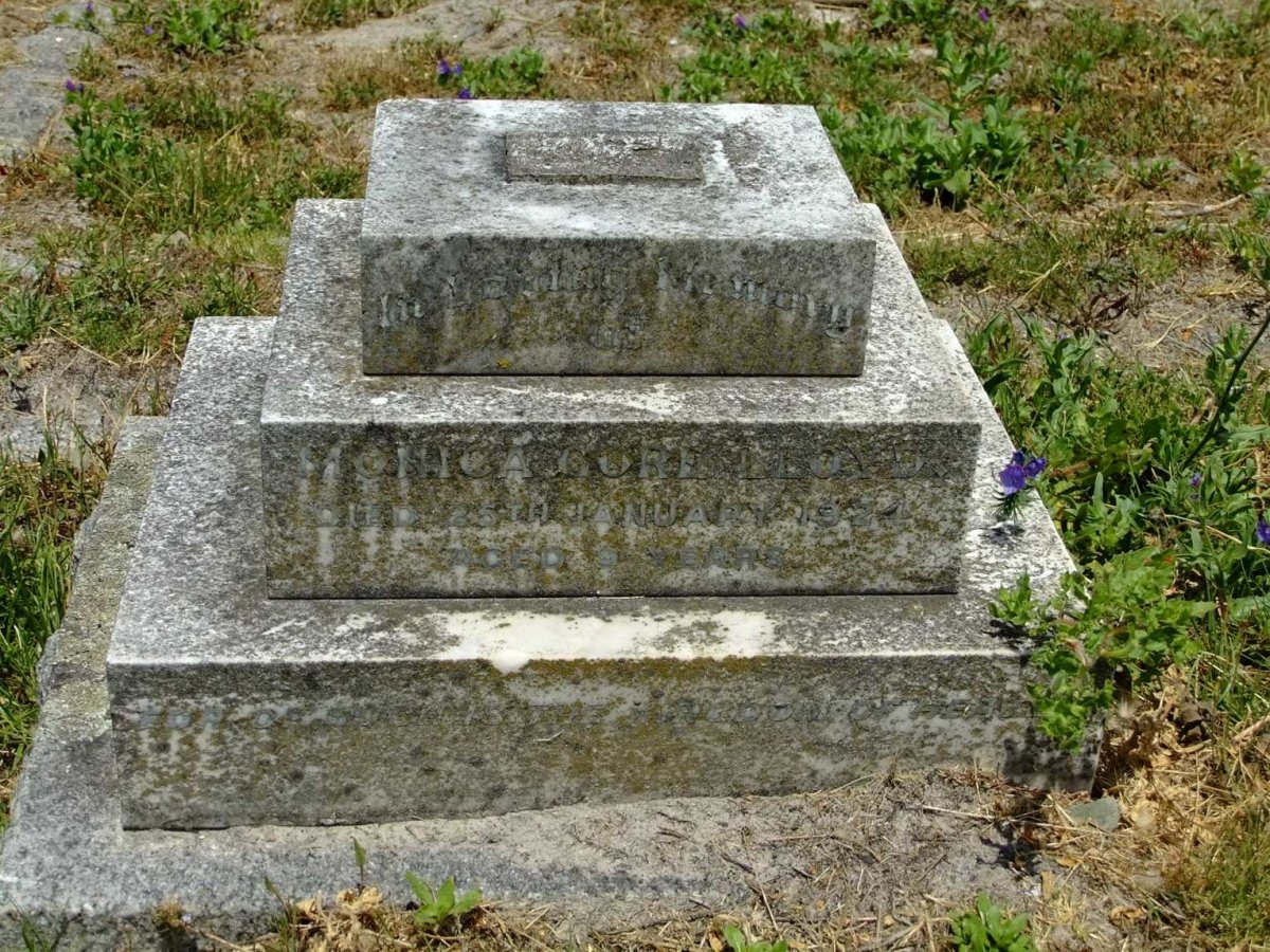 LLOYD Monica Gore -1924