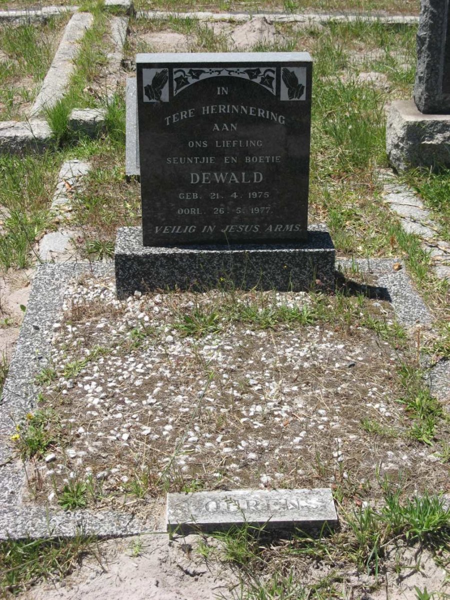 LOURENS Dewald 1975-1977