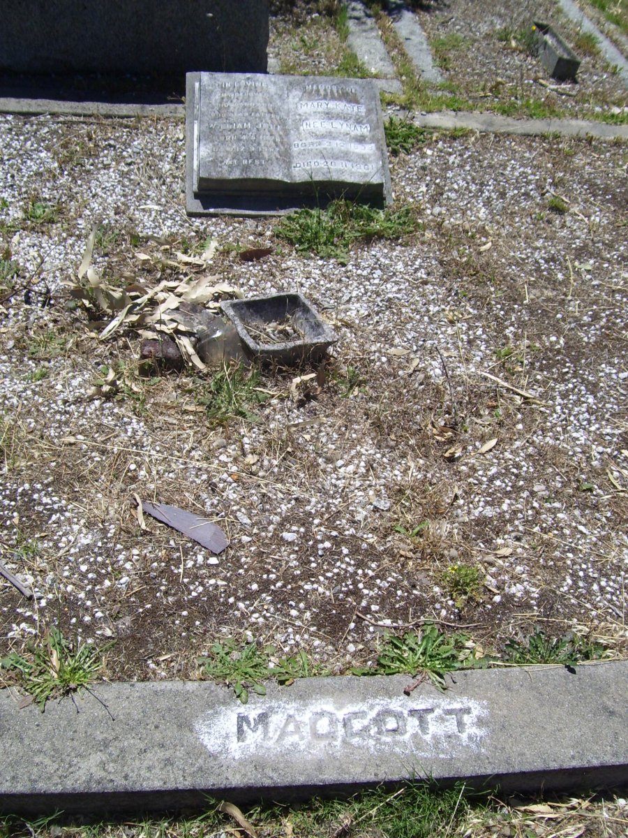 MAGGOT William John 1876-1957 & Mary Kate LYNAM 1898-1961