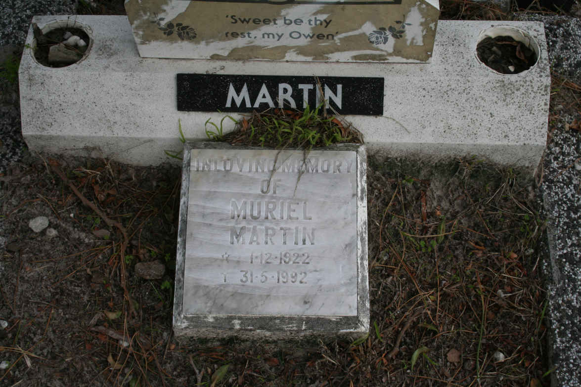MARTIN Owen William 1926-1981 & Muriel 1922-1992 _2