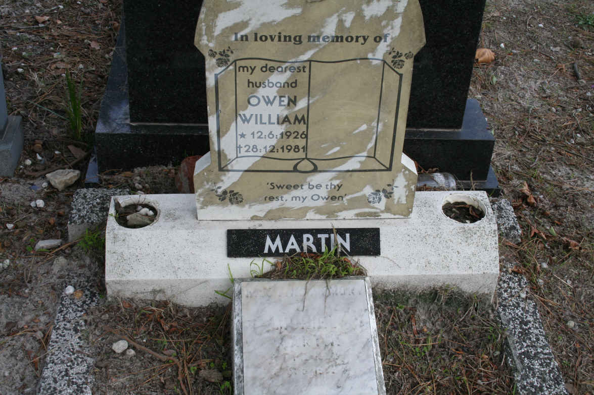 MARTIN Owen William 1926-1981 & Muriel 1922-1992 _1